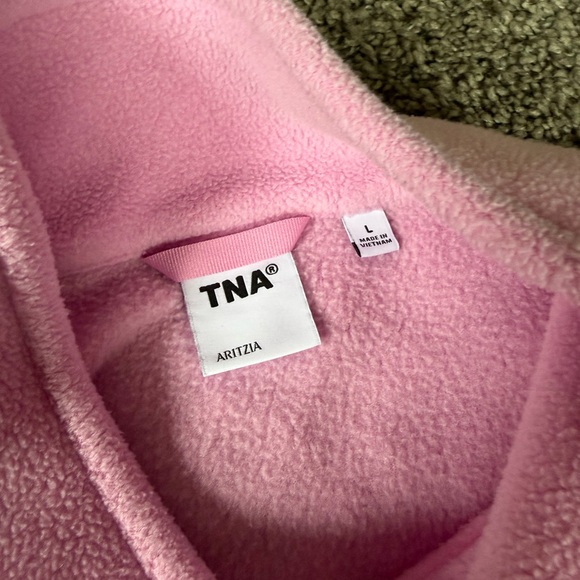 Aritzia TNA Mellow Mockneck - Picture 3 of 5